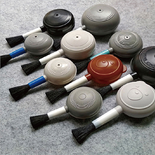 Kapsamları veya Olukları Temizlemek için Karikatür Ayı Üfleme Fırçası